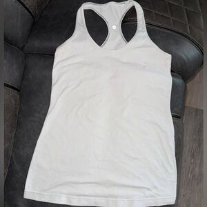Reversible lulu tank(no tag but id say size 8)